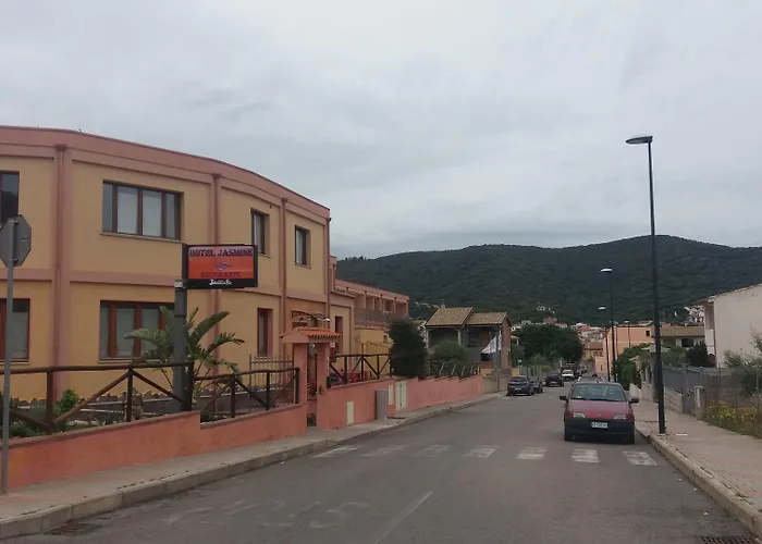 Отель Jasmine 3*