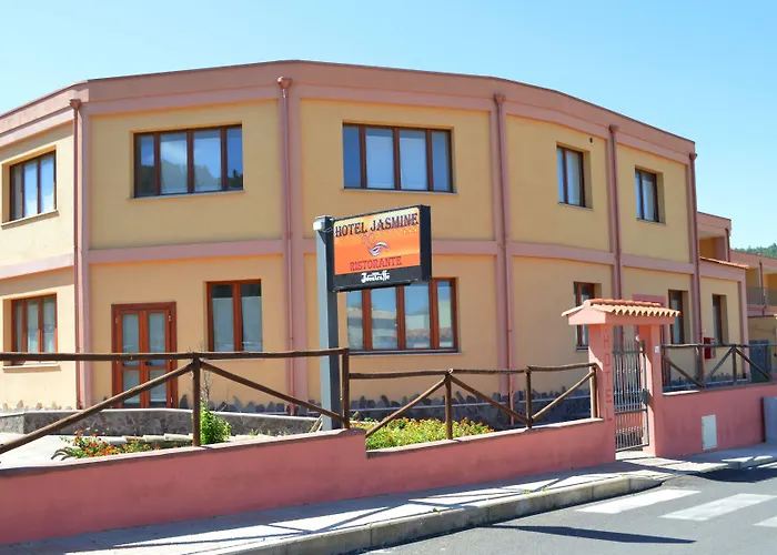 Отель Jasmine Теулада